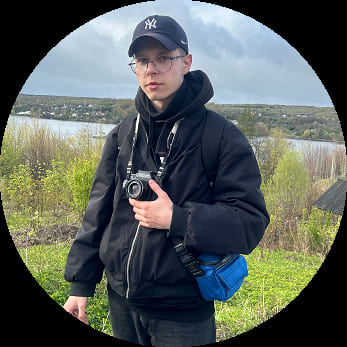 Артем Скандаков